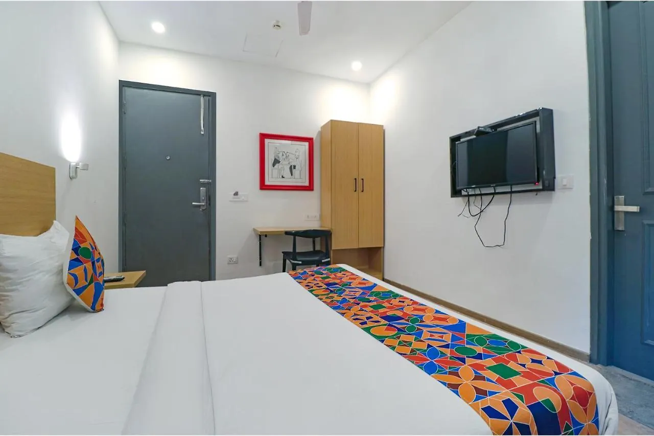 Hotel Fabhotel Destiny Inn Gurgaon