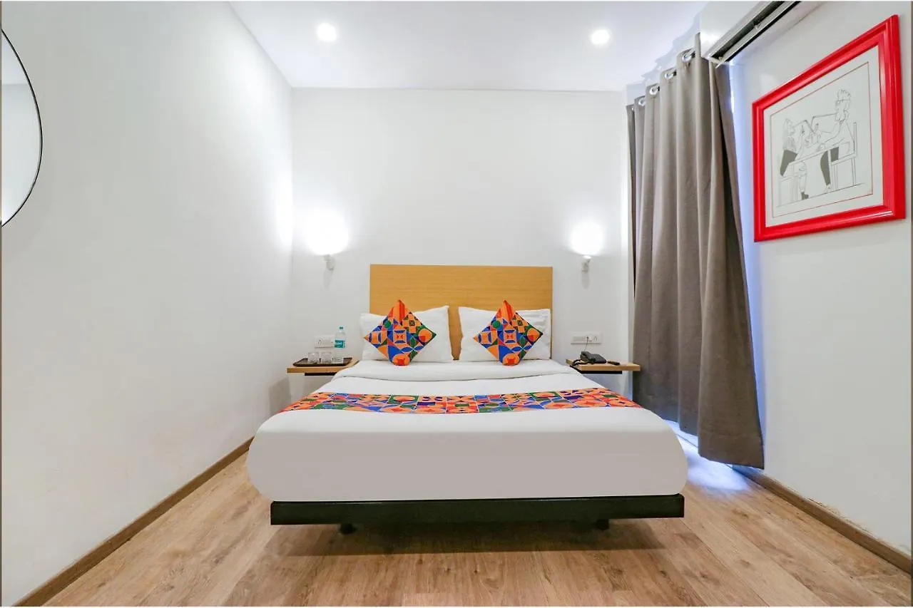 Hotel Fabhotel Destiny Inn Gurgaon