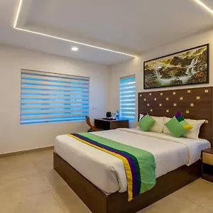 Hotel Treebo Vsaffron Regency, Punnamada