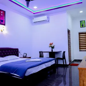 Bed & Breakfast Crown Residency